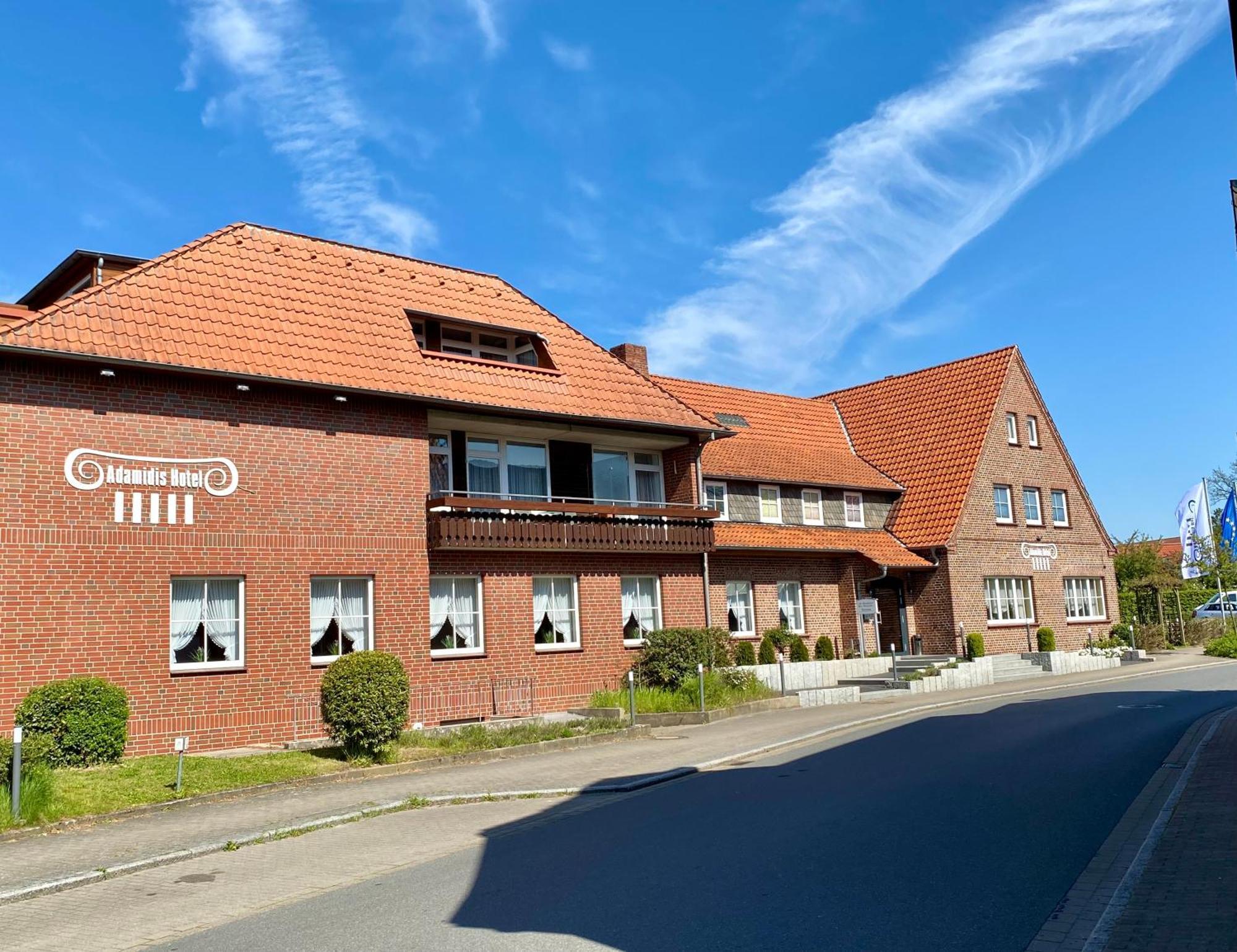 Adamidis Hotel Altenmedingen Esterno foto