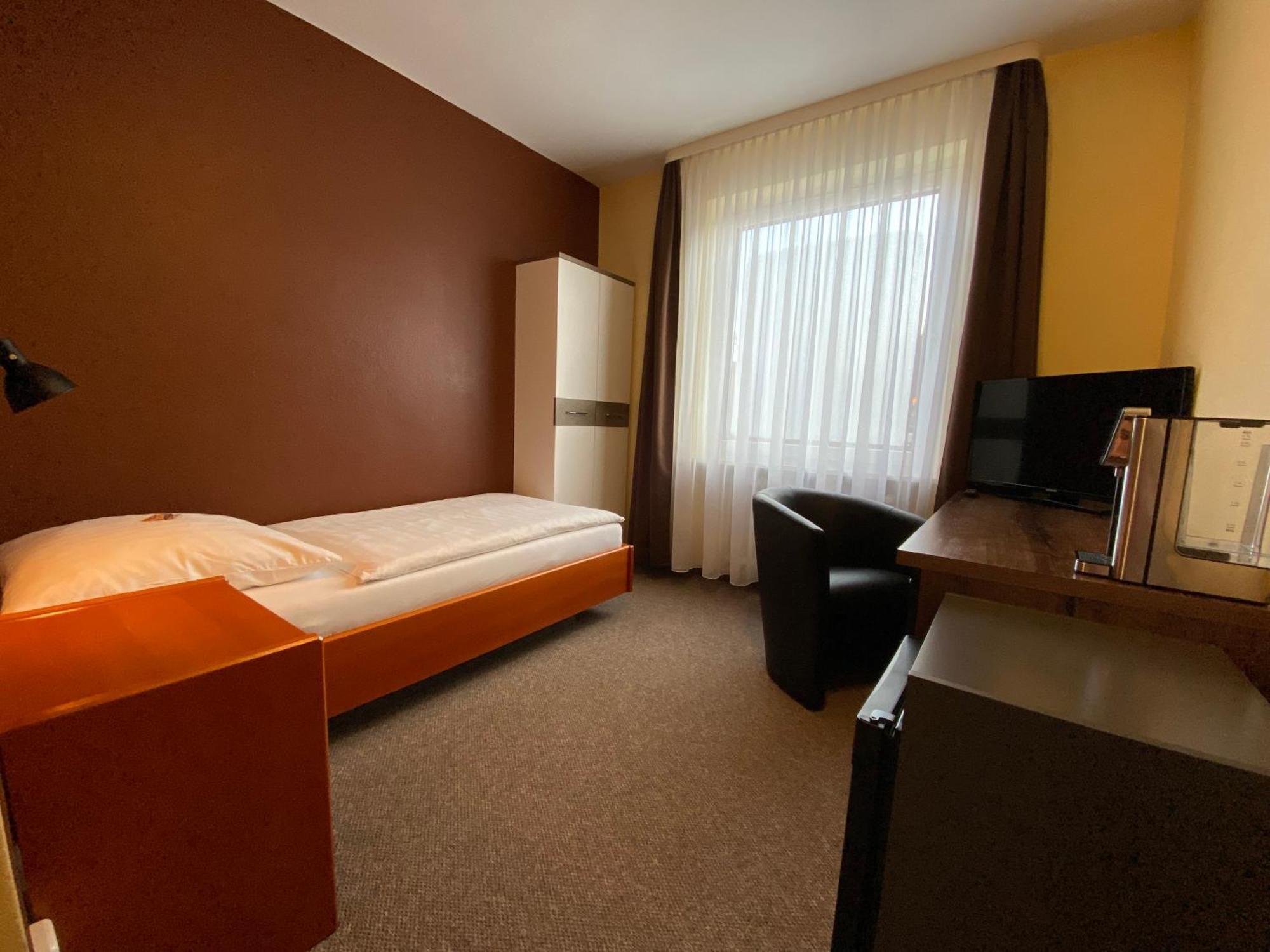 Adamidis Hotel Altenmedingen Esterno foto