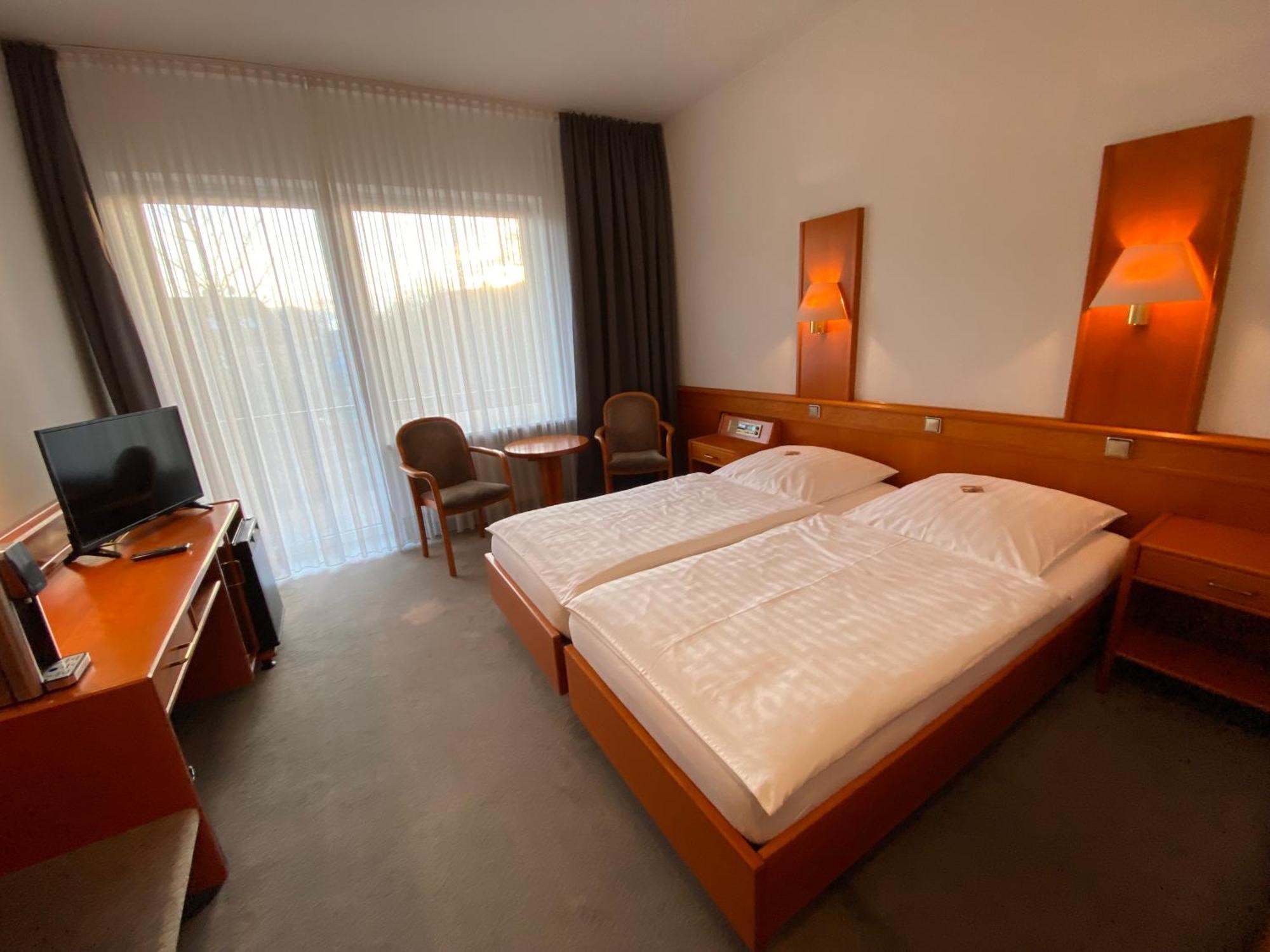 Adamidis Hotel Altenmedingen Esterno foto