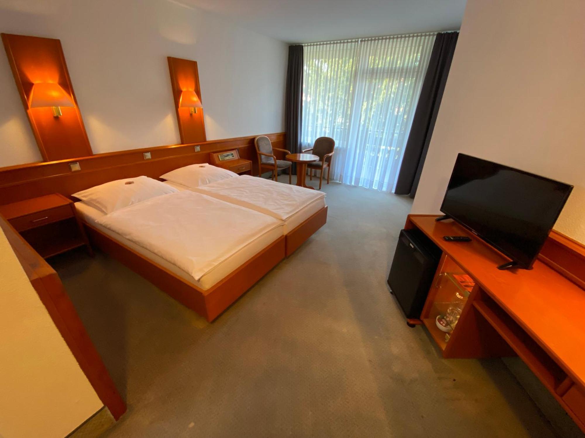Adamidis Hotel Altenmedingen Esterno foto